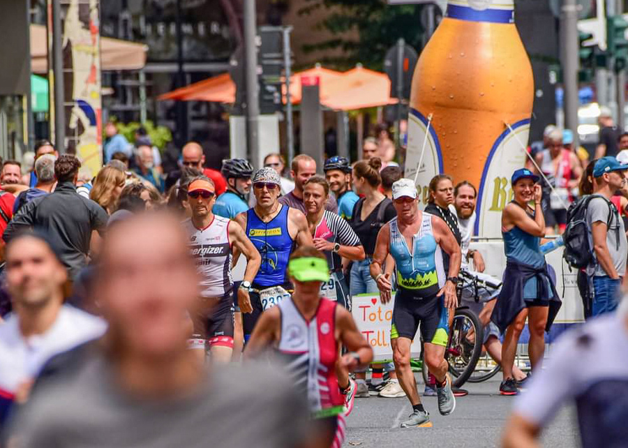 BESI&FRIENDS beim FRANKFURT CITY TRIATHLON | Besi & Friends Stiftung